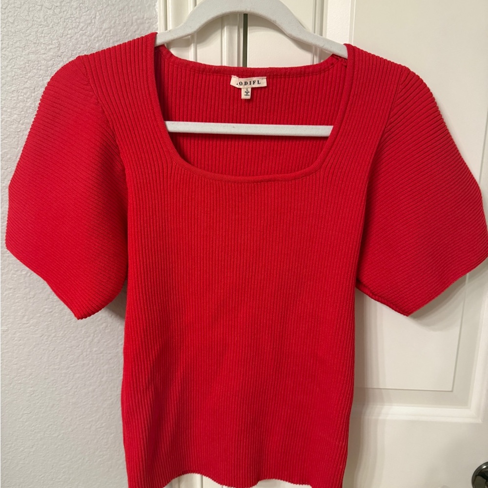 JODIFL Red Puff Sleeve Ribbed Blouse